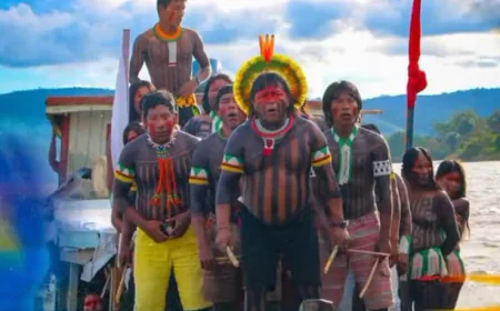 São Félix Do Xingu: Hoje os índios chegam na cidade